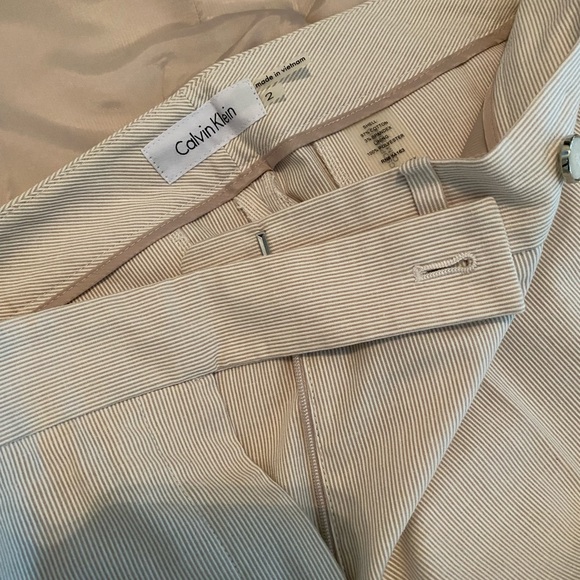 Calvin Klein Chic Beige Blazer and Short Set - Picture 7 of 14